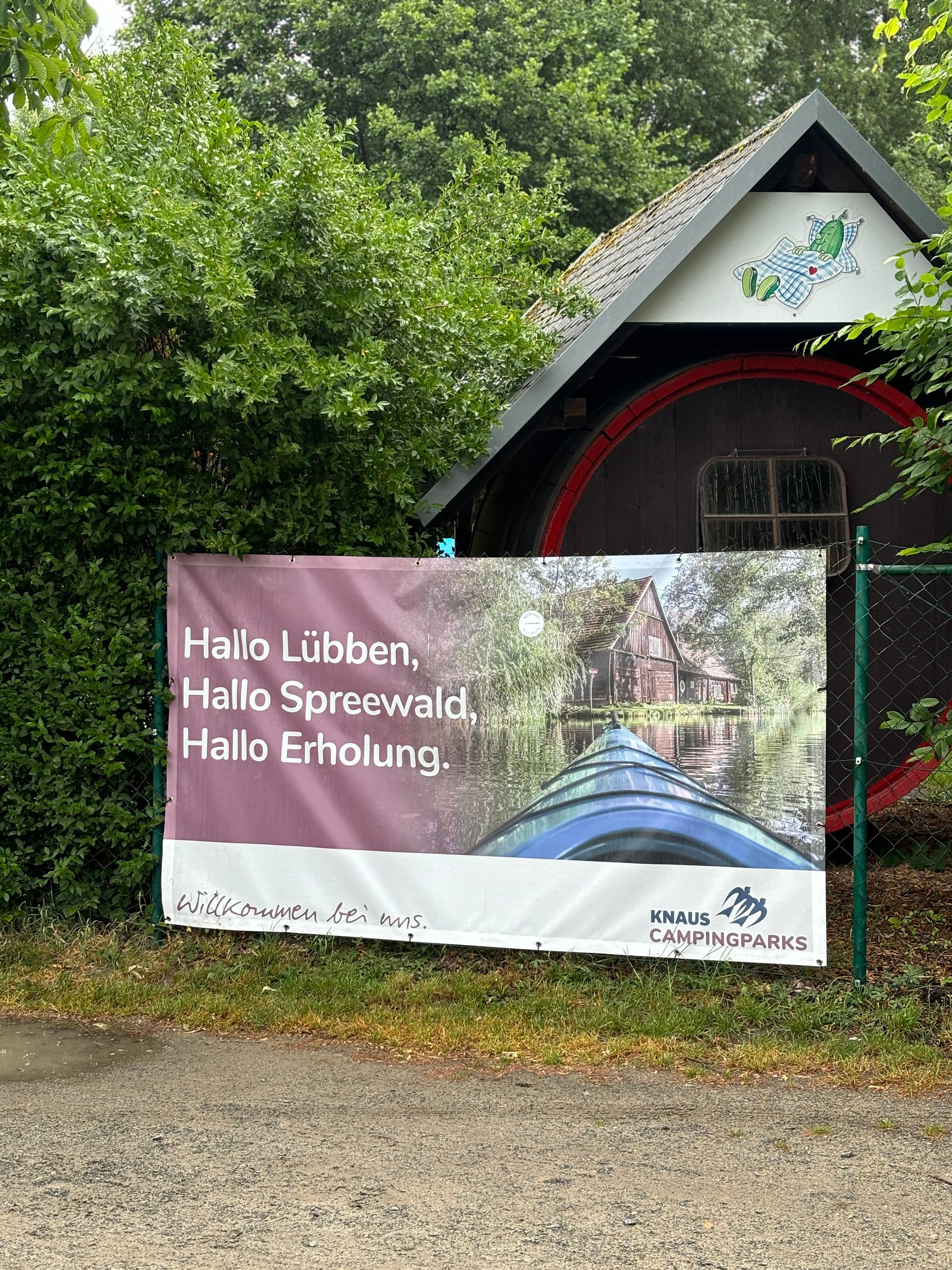 Willkommen! Einfahrt